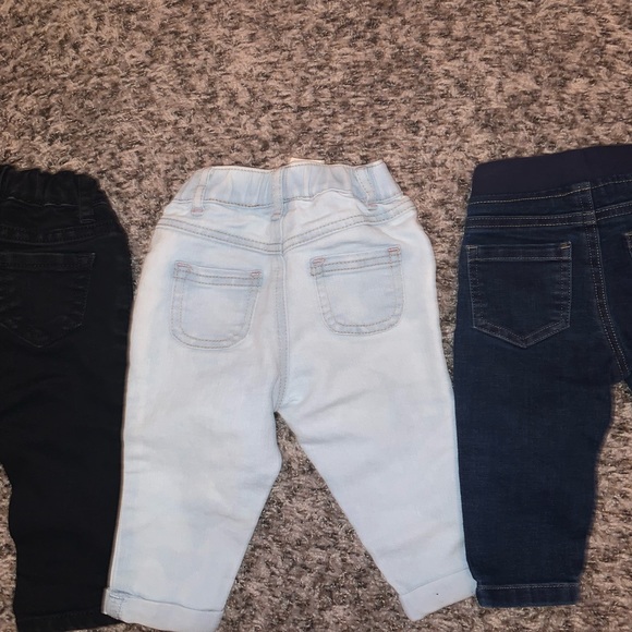 Bundle of 3 baby girl jeans all in size 6-9 months. Dark, black and light wash. - Picture 3 of 6